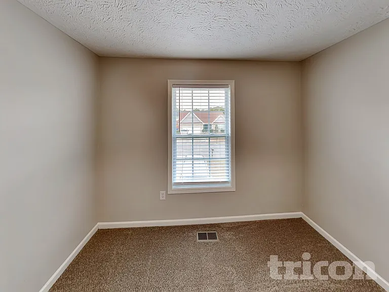 126 Remington Place Dr — Photo 10