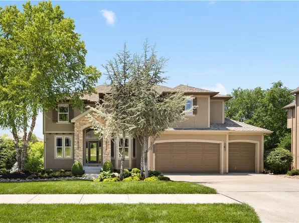 11704 S Sumac St, Olathe, KS 66061