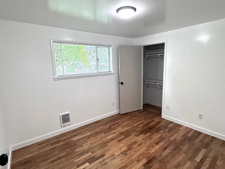115 Barbara Ln — Photo 13