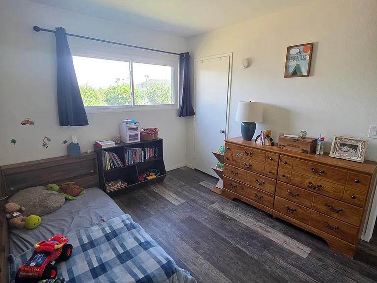598 Tam O Shanter Dr — Photo 11