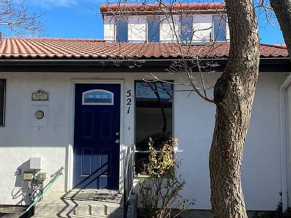 2nd image of 521 Greenbrook Pl