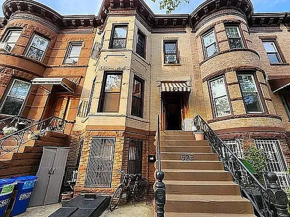 525 59th St Floor 1, Brooklyn, NY 11220