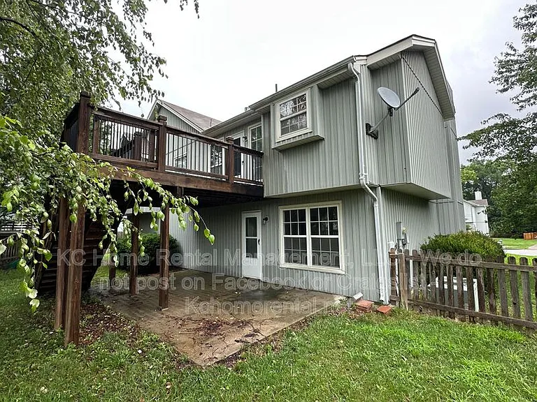 1224 SE Princeton Dr — Photo 44