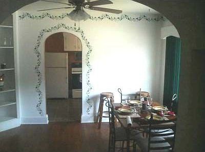 Dining room into kitchen