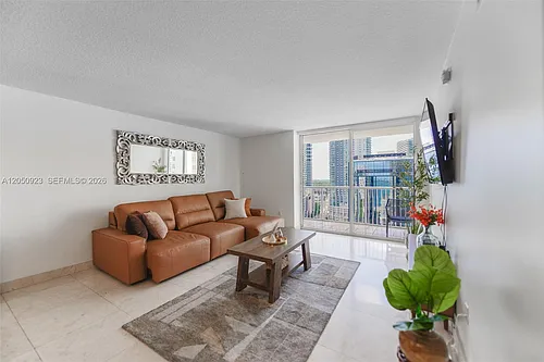 1200 Brickell Bay Dr #2324 Photo 1 1200 Brickell Bay Dr #2324 Photo 1