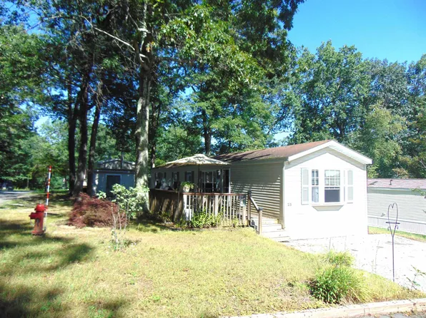 139 Rockingham Road #25, Derry, NH 03038