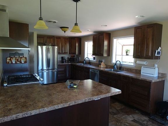 2nd image of 42 Russell Dr