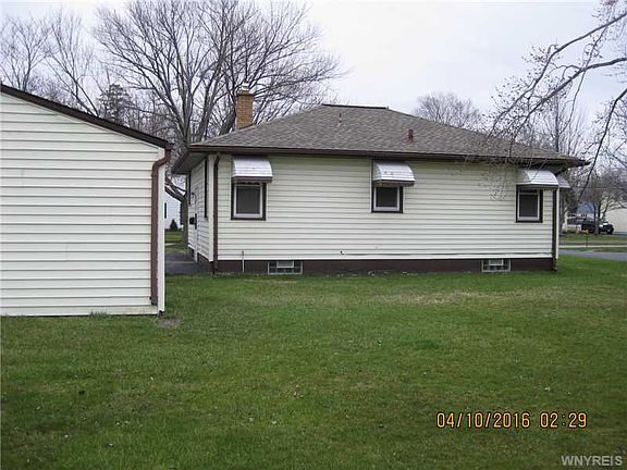 2nd image of 1610 Moll St