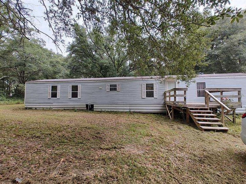 1st image of 2749 208th St