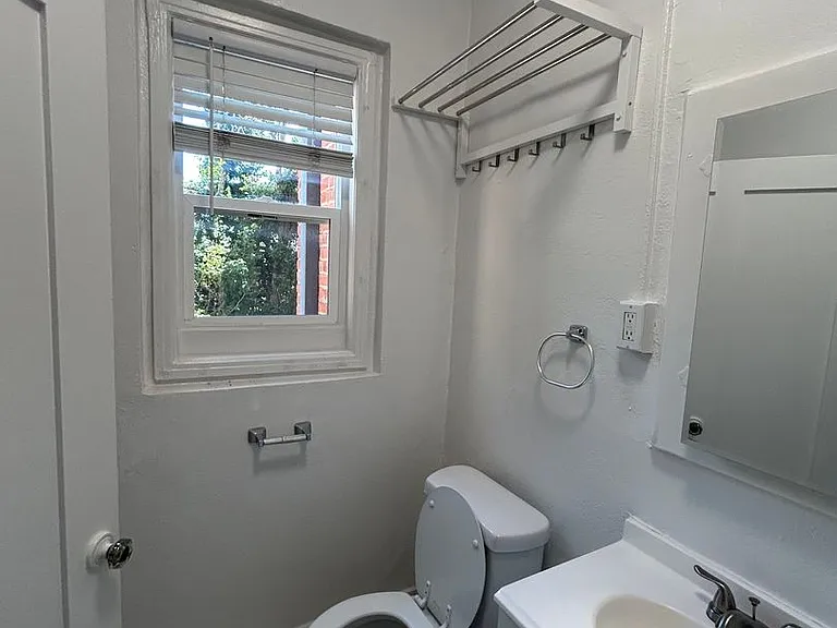 Val D' Kingsley LLC — Photo 64