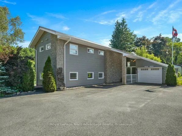 6 Ginnie St, Parry Sound, ON P2A 1L1