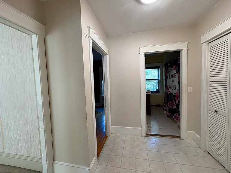 14 Rupert St #1 — Photo 8