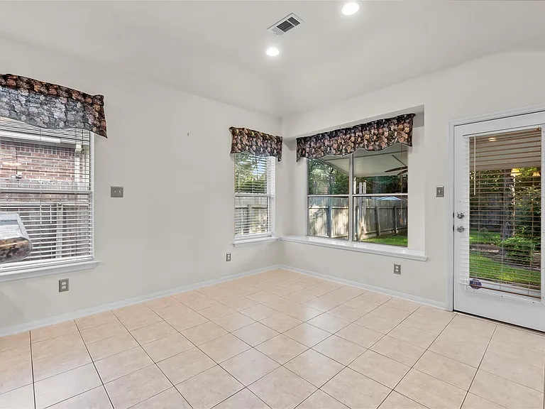 118 W Russet Grove Cir — Photo 13