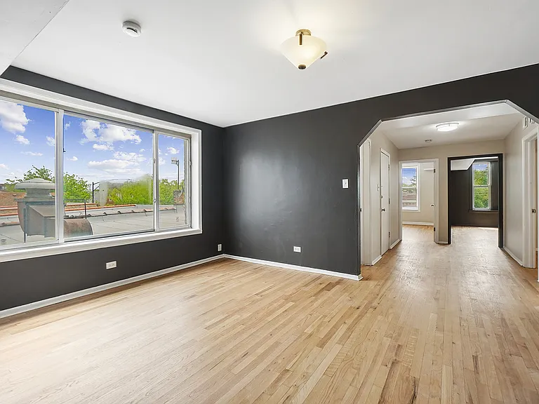 3726 W Montrose Ave #3 — Photo 3