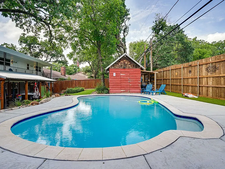 6100 Price Dr #ID1587643P — Photo 35