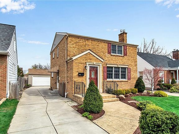 2nd image of 43 Pinewoods Ave