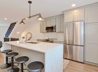 104 Duke St UNIT 3, East Greenwich, RI 02818