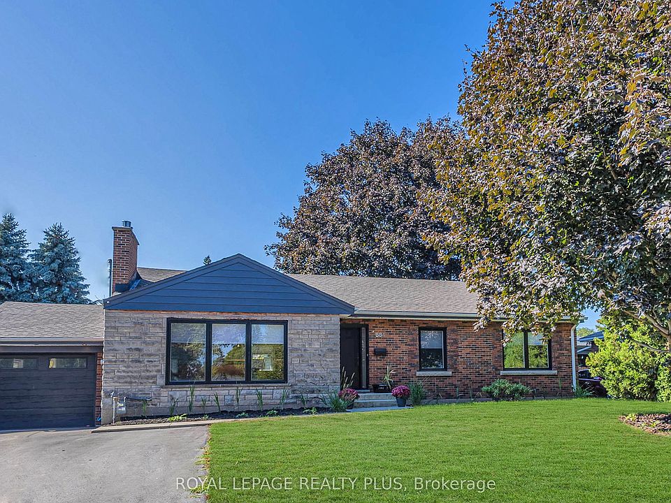 1st image of 884 Eagle Dr