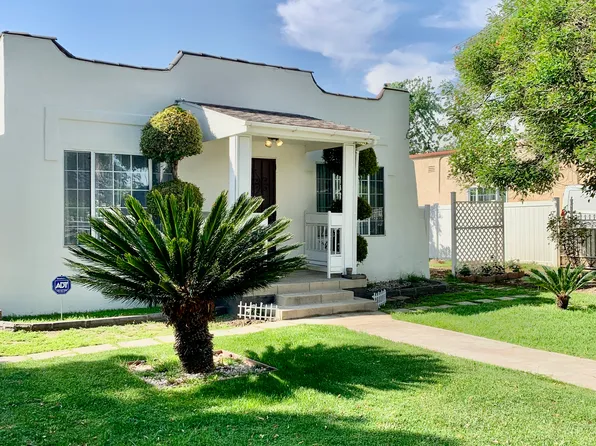 15846 Marlin Pl, Van Nuys, CA 91406