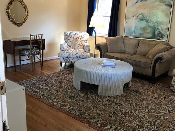 2nd image of 3934 Kilbourne Ave #2