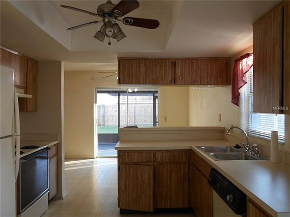 5th image of 1649 Palm Leaf Dr