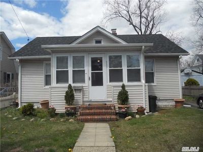 955 Pacific St, Baldwin, NY, 11510