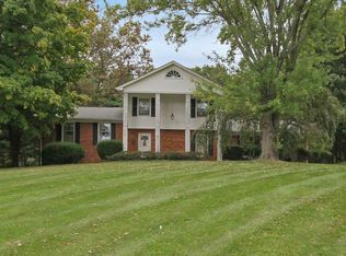 870 Carson Dr, Christiansburg, VA 24073