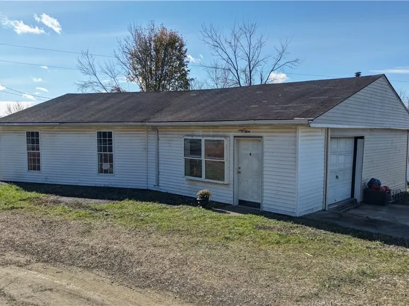 8963 State Route 83, Holmesville, OH 44633