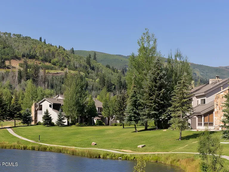 1404 Deer Valley Dr — Photo 25
