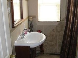 16120 Wallace St, Harvey, IL 60426