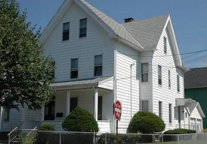 2 bed, 958 sqft, $1,850 — Photo 2