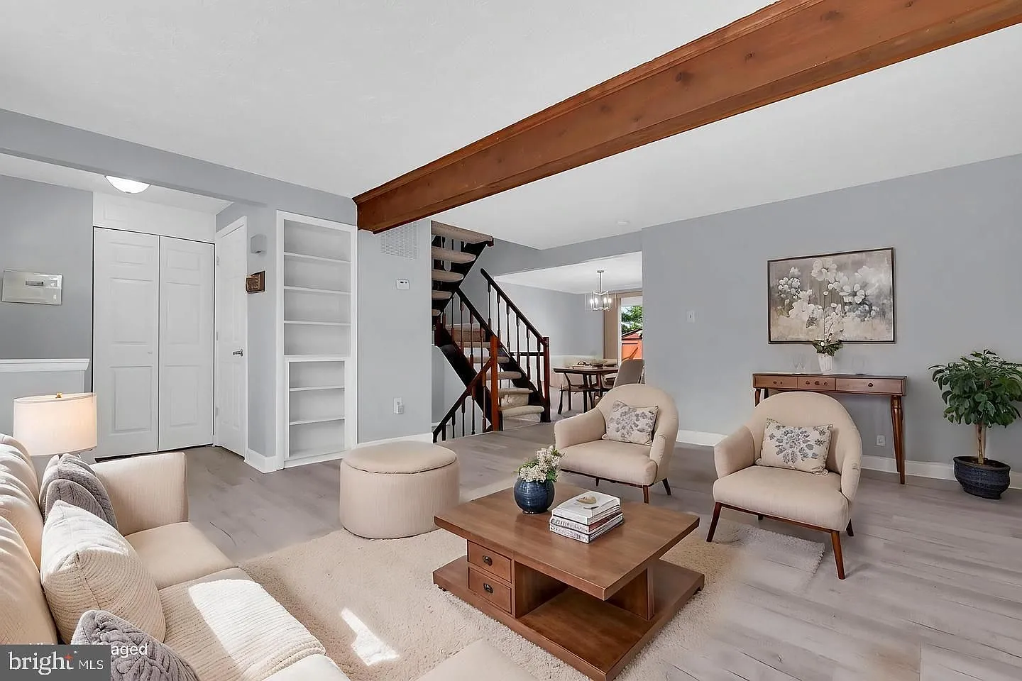 3 bed, 2.5 bath, 1364 sqft, $2,500 — Photo 3