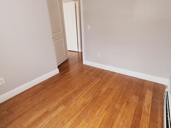5th image of 67 Clerk St #1A