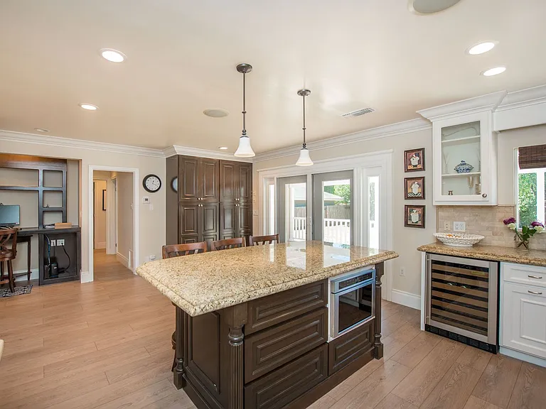 375 Vista Baya — Photo 17