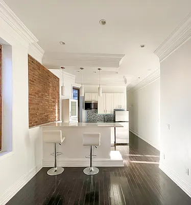 Rented by Voro, LLC | media 1