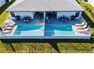317-319 SW 47th Ter, Cape Coral, FL 33914