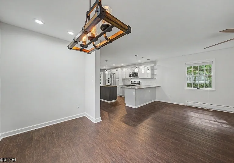 8 Oak Rd — Photo 9