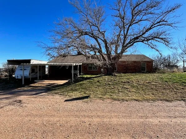 508 N College St, Roby, TX 79543