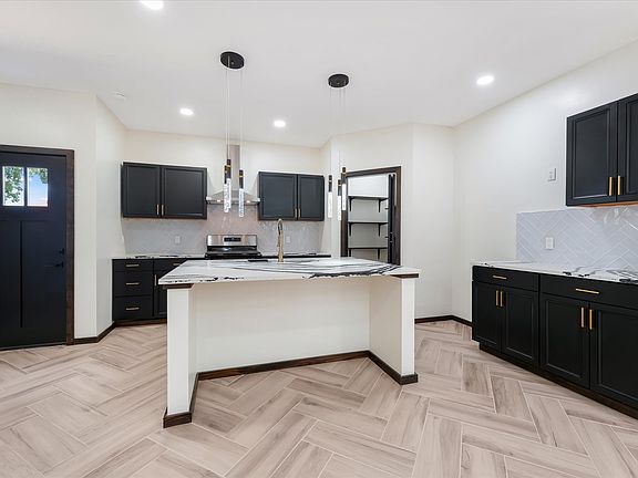 5th image of 6027 Verde Way