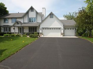 18380 37th Pl N, Plymouth, MN 55446