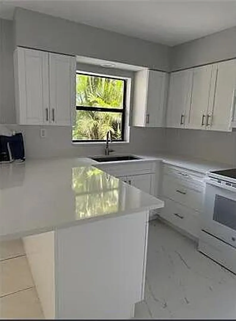 4905 Alder Drive D, West Palm Beach (Unincorporated) , FL 33417 - 3219 — Photo 1