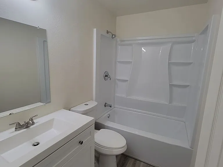 3009 N Rose St #9-15 — Photo 9