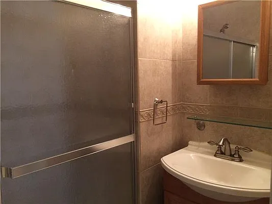 Rented by R New York | media 45