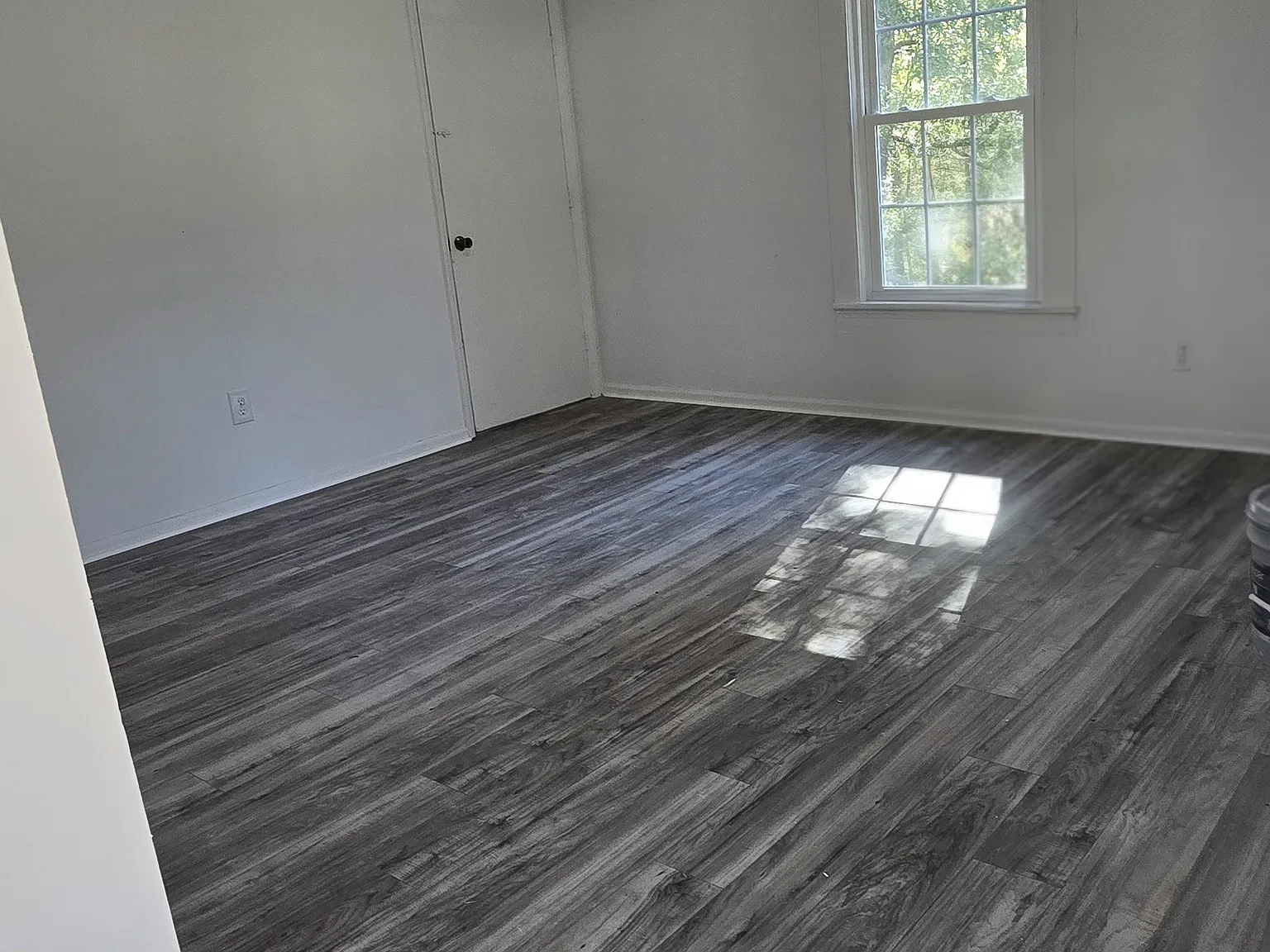 2 bed, 1000 sqft, $975 — Photo 3