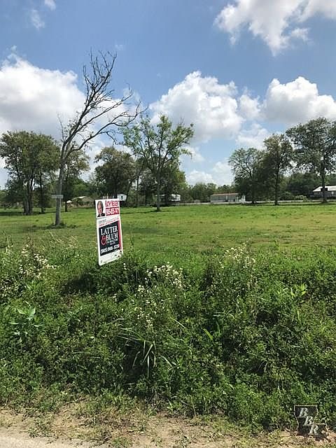 2nd image of 2161 Brady Rd