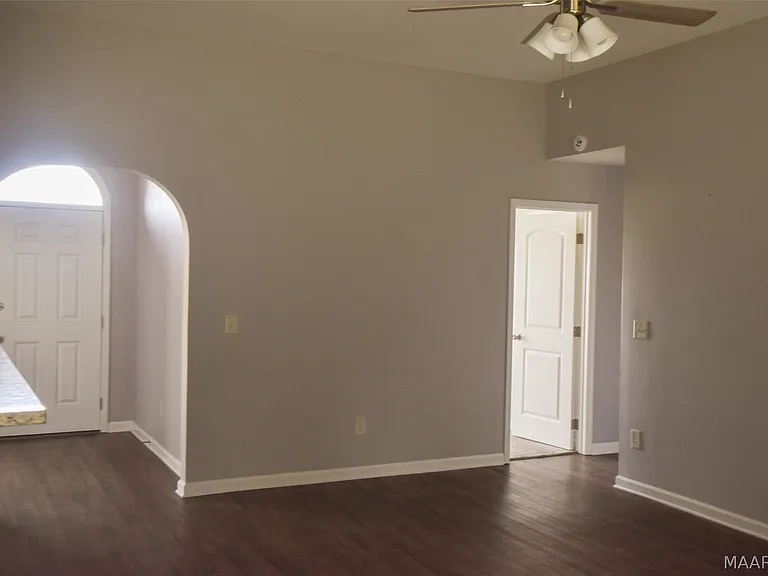 161 Hideaway Ln — Photo 10