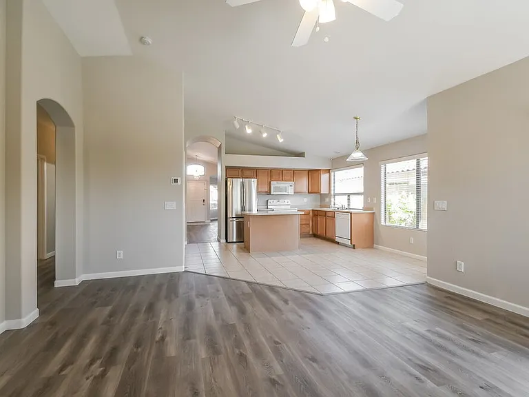 2415 W Blue Sky Dr — Photo 3