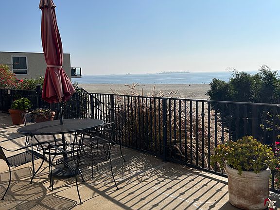 4th image of 1030 E Ocean Blvd Unit 107