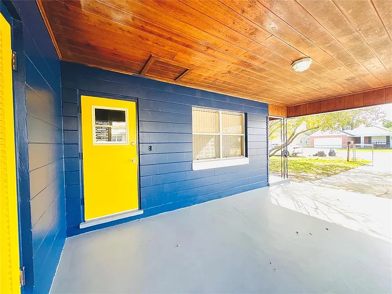 501 Avenue G SE #A — Photo 18