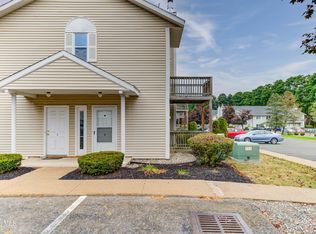 504 Greenwich Dr, Albany, NY 12203